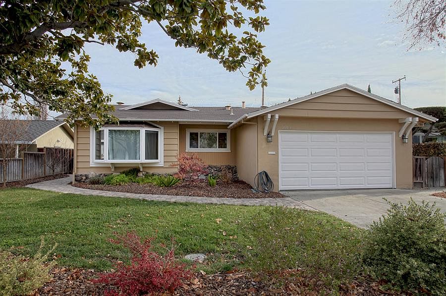 1st image of 2109 Fordham Dr