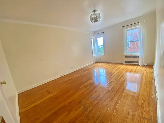 Rented by S&M Associates Realty LLC | media 21