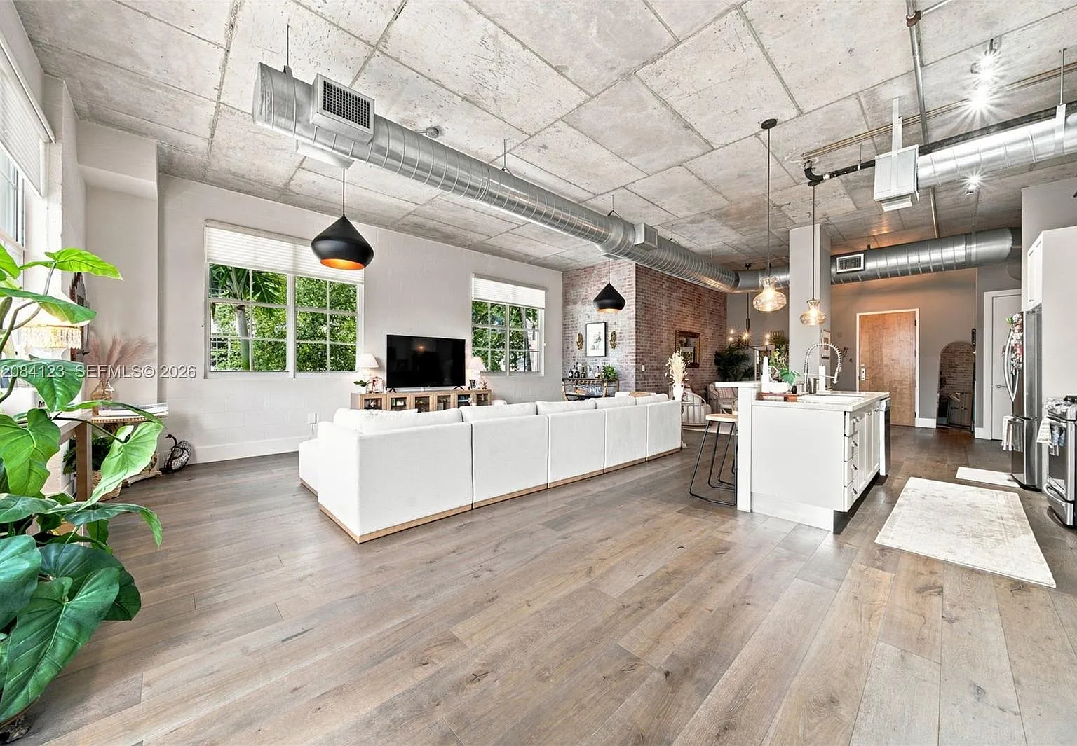 Mill Condo — Photo 3