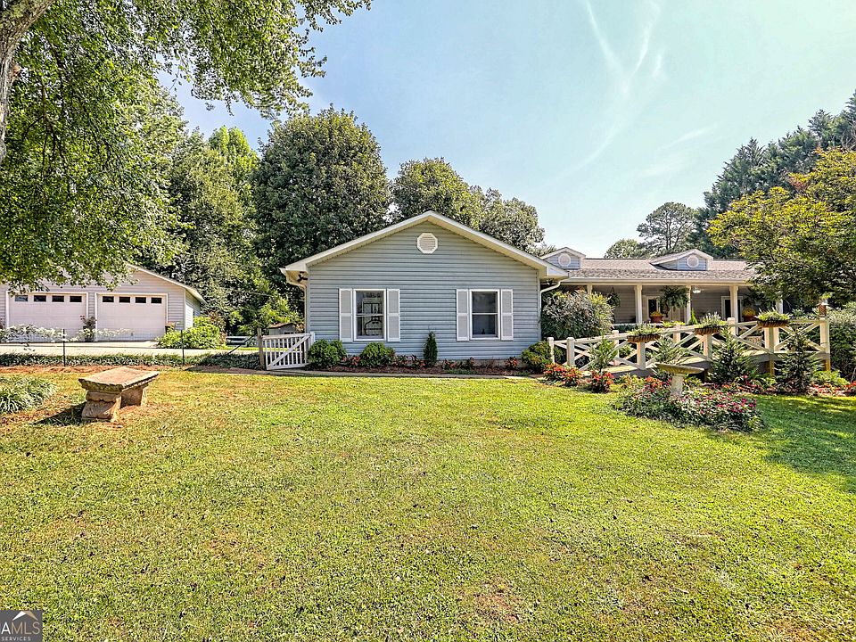 1st image of 476 Franklin St