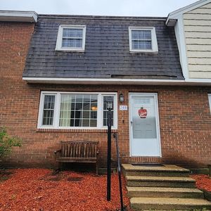 24B Rockingham St #14, Lowell, MA, 01852