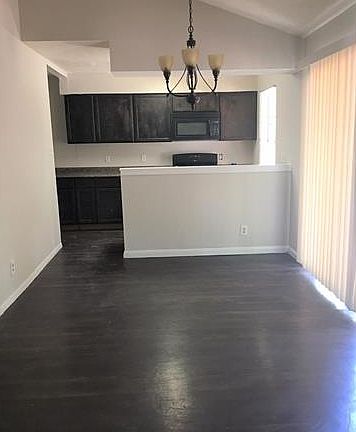 4th image of 6913 Colony Park Dr