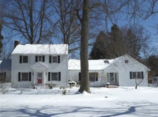 15421 Hemlock Point Rd, Chagrin Falls, OH 44022