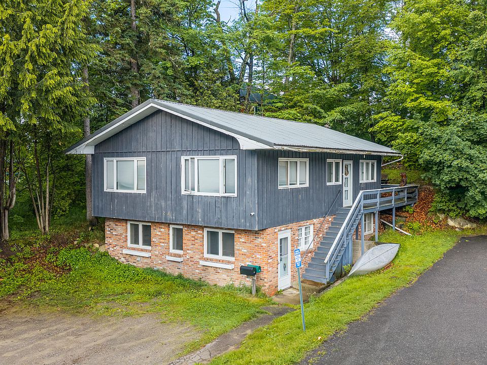 1st image of 26 Parkside Dr
