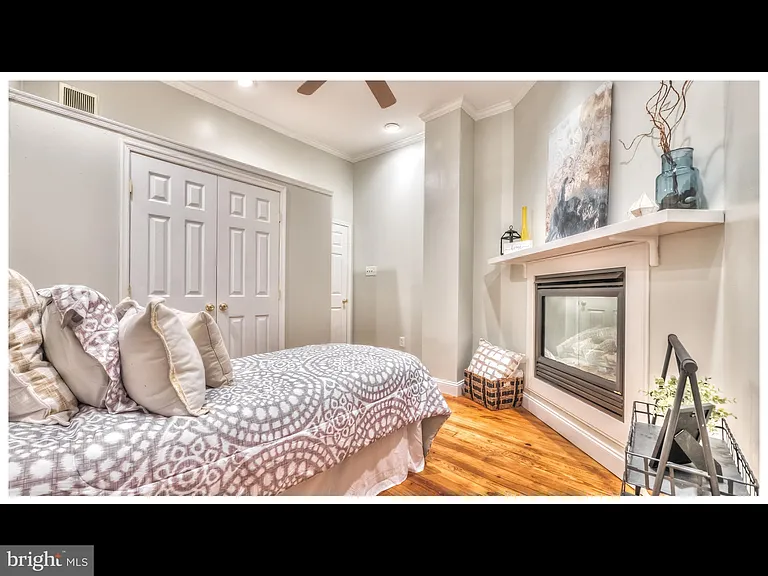 1209 S Ellwood Ave — Photo 24