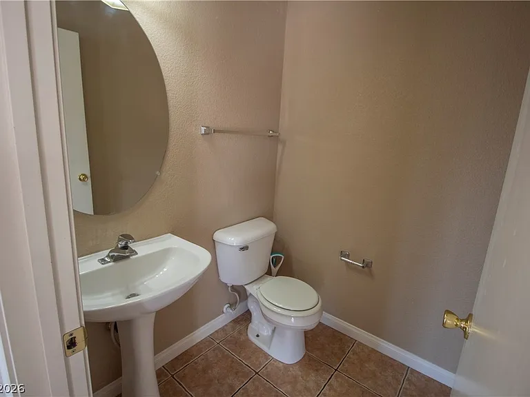 5017 Running Rapids Ave — Photo 4