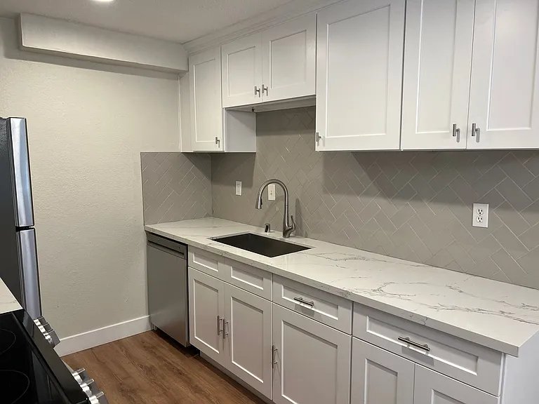 14309 NE 7th Place — Photo 14