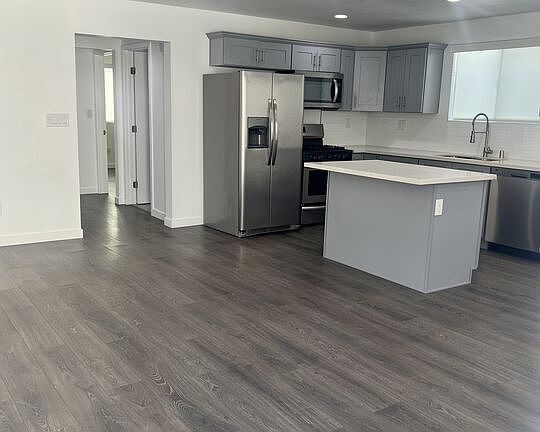 4th image of 949 N Hobart Blvd #949