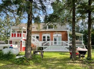 176 30th St, Clear Lake, WI 54005