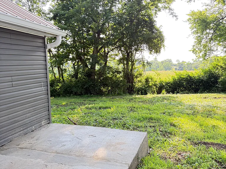 1598 Boonesborough Rd #2 — Photo 5