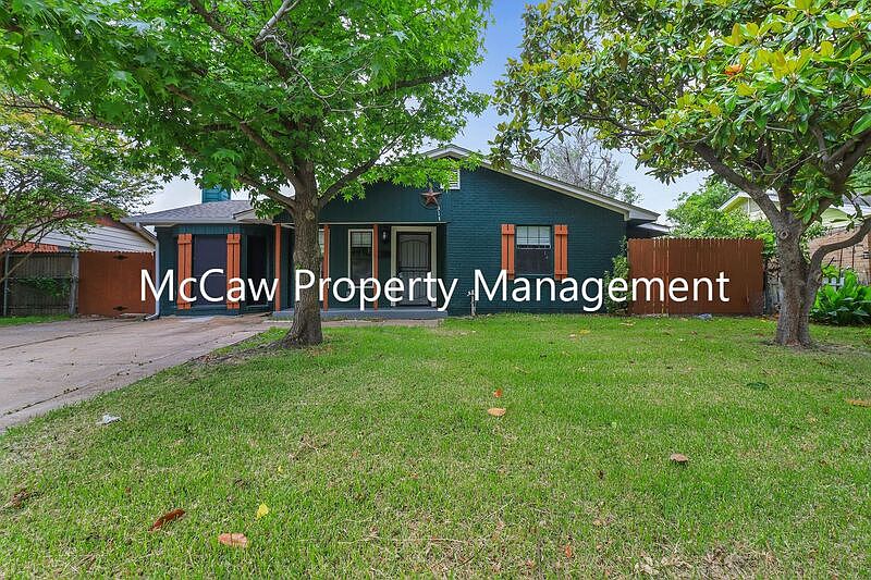 1st image of 313 Carolyn Dr