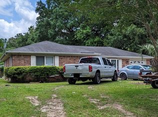 35 Oak Grove Rd, Goose Creek, SC 29445