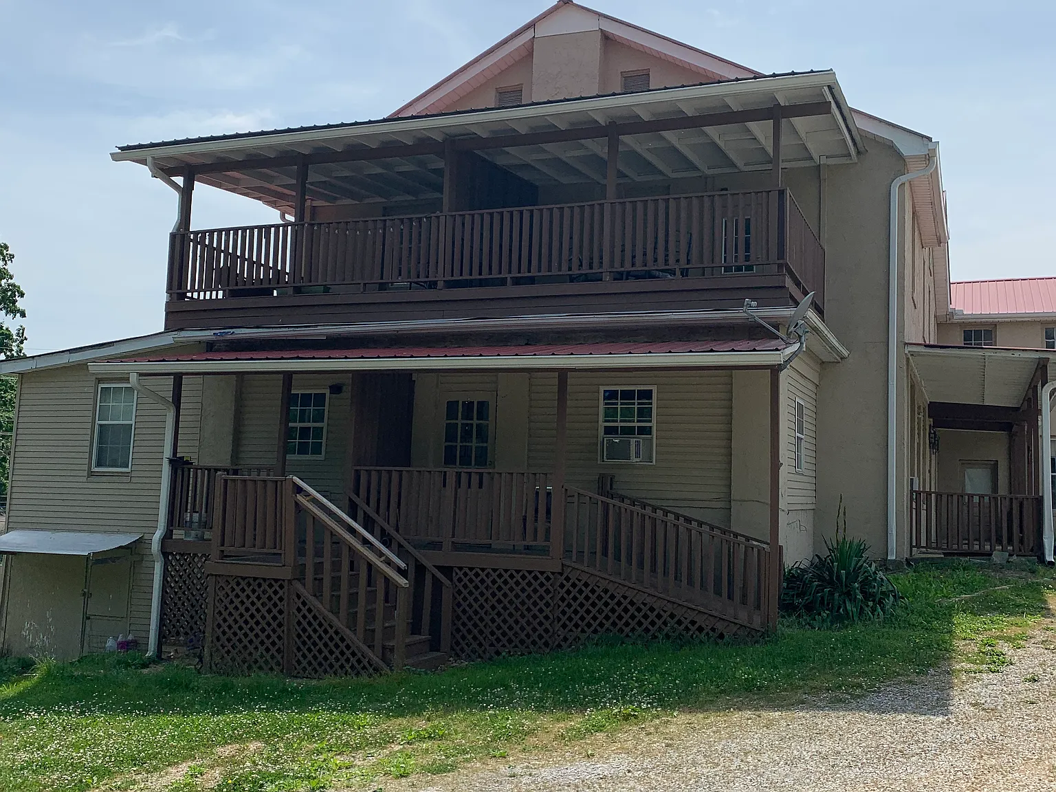 Rutledge Pike Apts — Photo 3