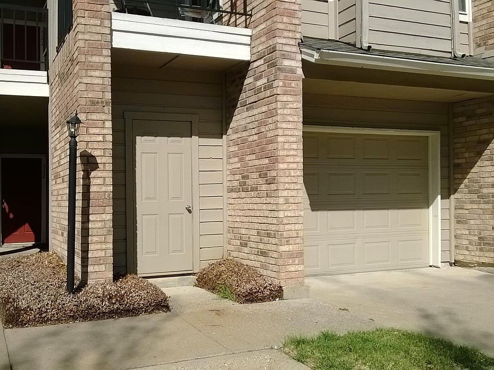 1st image of 1700 Amelia Ct APT 512