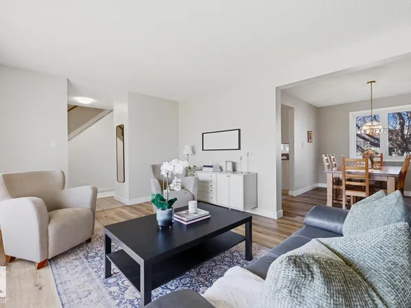 17604 85th Ave NW, Edmonton, AB T5T 0L2