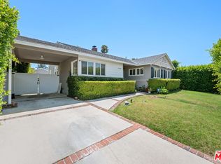 19540 Gilmore St, Reseda, CA 91335