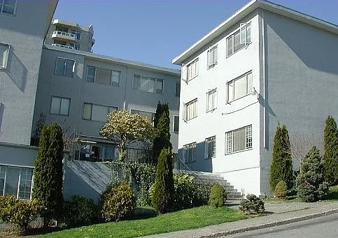 1205 4th Ave — Photo 9