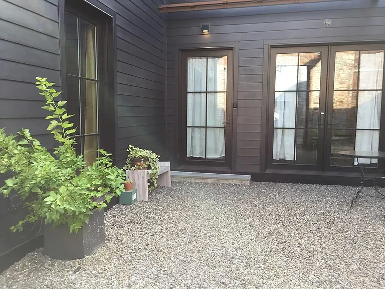 Courtyard & Entrance to Unit (Single door center)