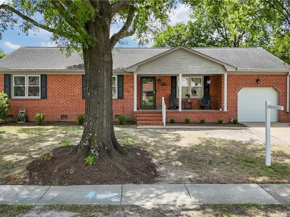 5404 Peggy Cir, Virginia Beach, VA 23464
