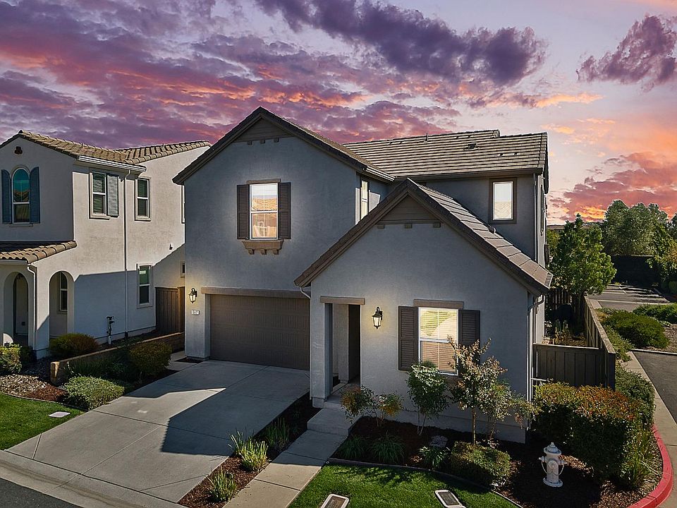 1st image of 547 Coppice Ct