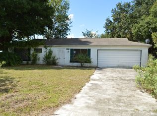 1425 24th St SW, Vero Beach, FL 32962
