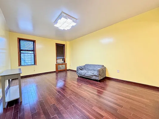 Rented by Keller Williams NYC | media 25