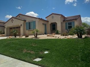29209 Crescent Ridge Dr, Lake Elsinore, CA 92530