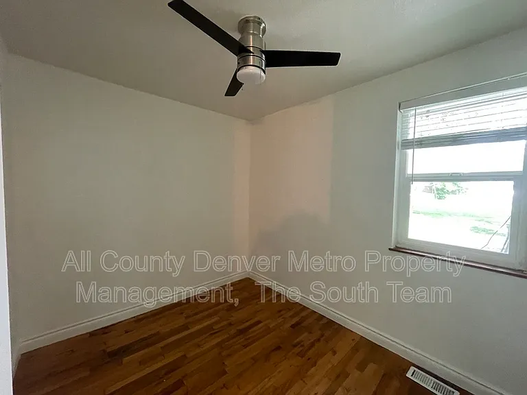 1400 Galena St — Photo 5
