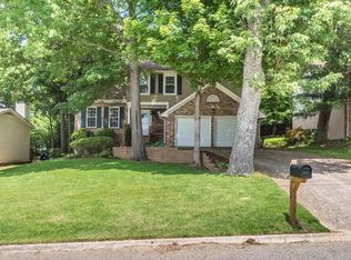 123 Northlake Dr, Hendersonville, TN 37075