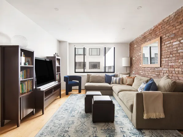 77 Bleecker Street image 1 of 11