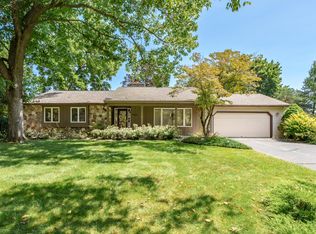 7539 Thrasher Ln, Kalamazoo, MI 49009