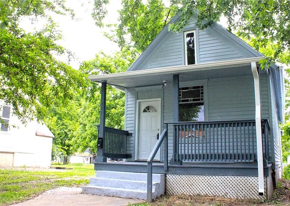 1st image of 821 S 18th St