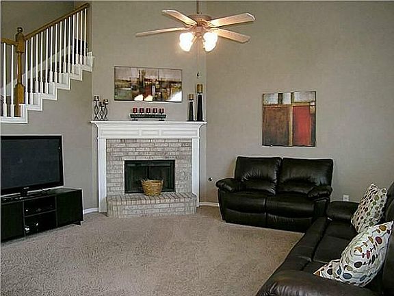 4th image of 612 Dover Heights Trl