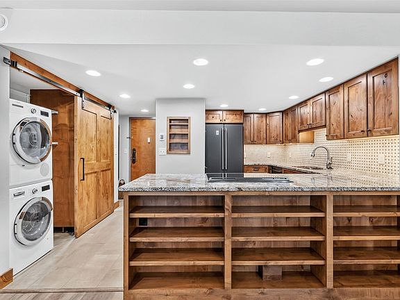 2nd image of 800 Copper Road UNIT 106