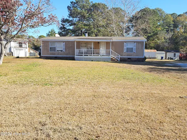 1592 Blackduck Street SW, Supply, NC 28462