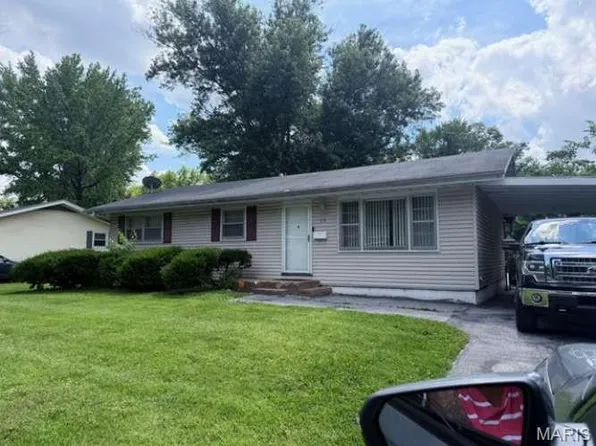 113 Forestwood Dr, Saint Louis, MO 63135