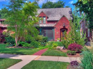 10114 S Bell Ave, Chicago, IL