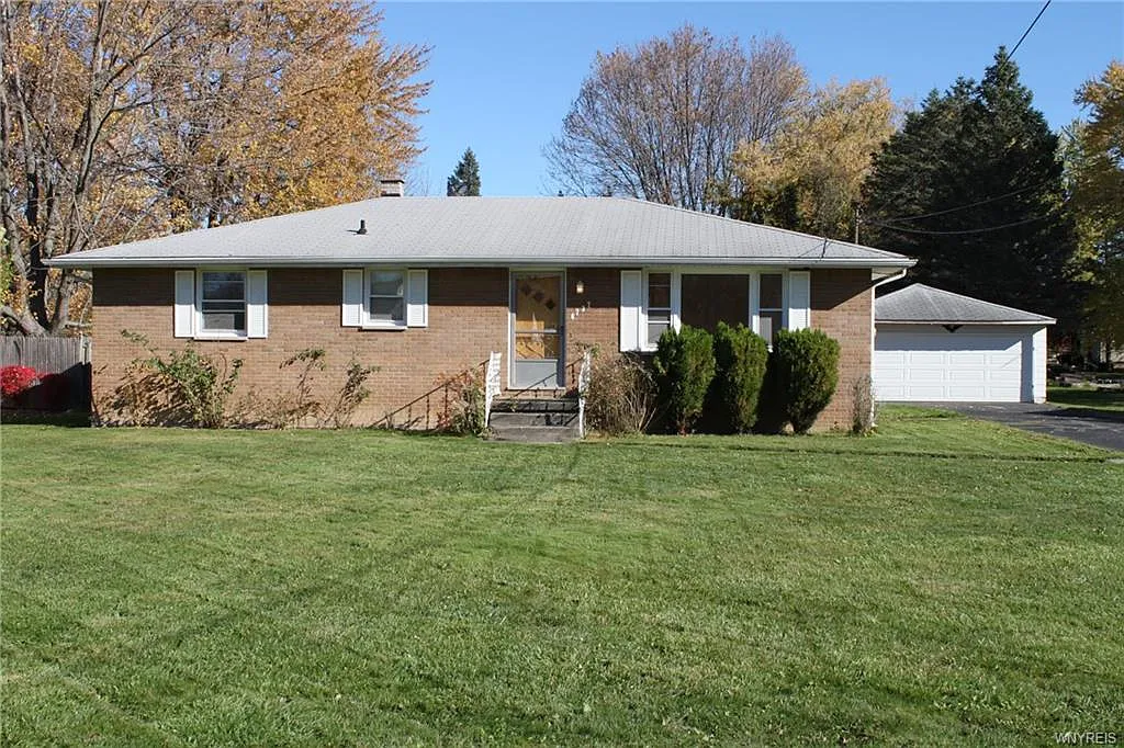 6737 Sy Rd photo 1
