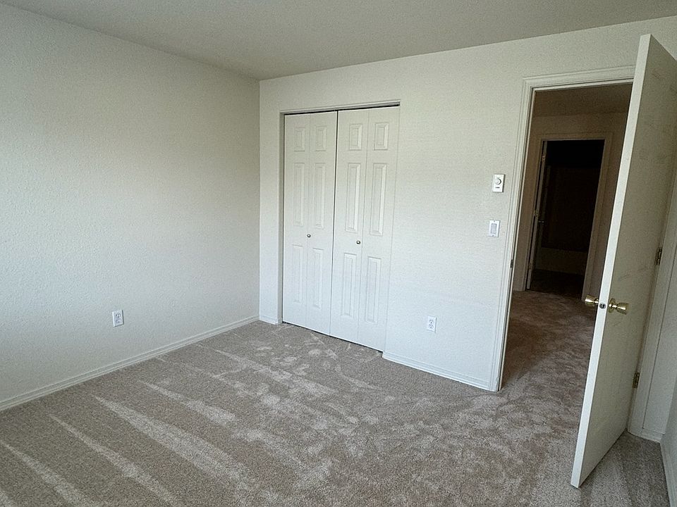 1st image of 1997 SW Canyon Dr #1997