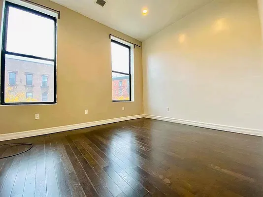 Rented by Ink Realty Services LLC | media 9