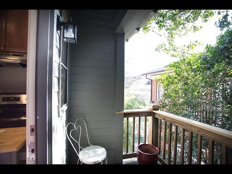 691 Penn Ave NE #9 — Photo 10