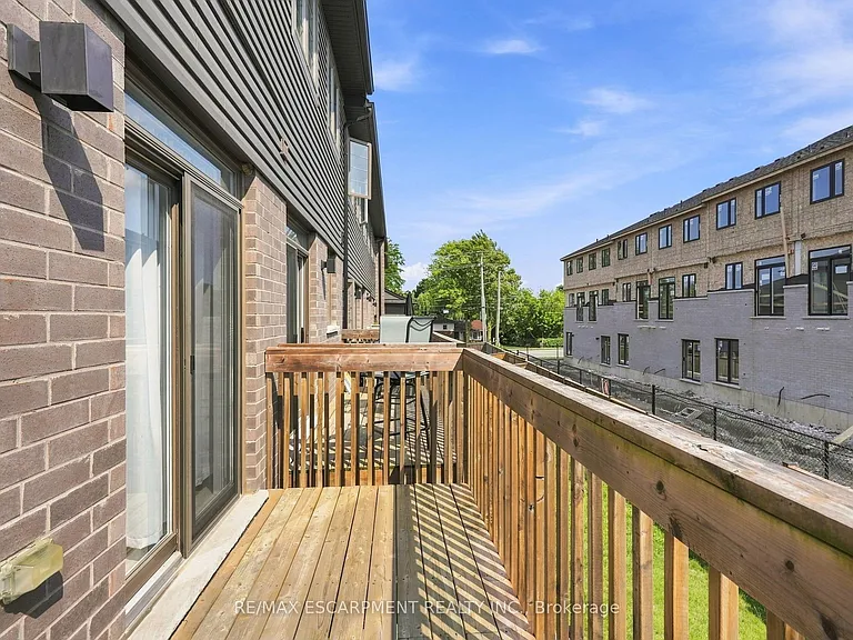 4870 Connor Dr — Photo 14