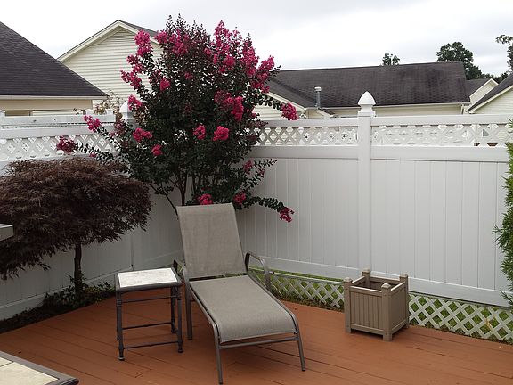 Large deck with privacy fenc