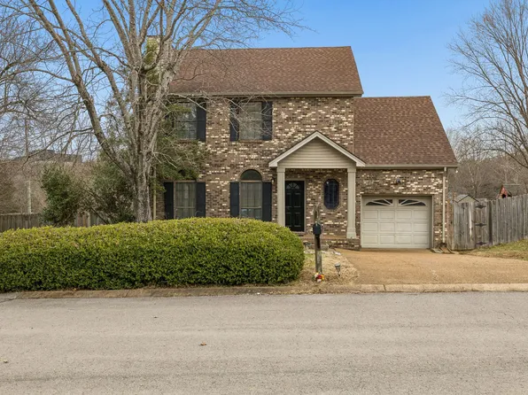 7701 Poplar Ridge Dr, Nashville, TN 37221