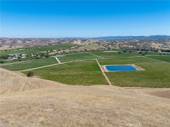 76987 Nacimiento Lake Dr, Bradley, CA 93426
