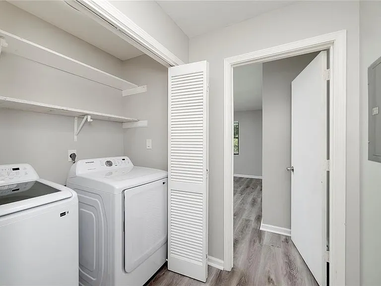 355 Santa Fe Trl — Photo 20