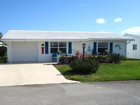 2392 SW 10th Avenue, Boynton Beach, FL 33426