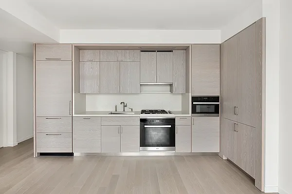 Rented by Compass | media 22