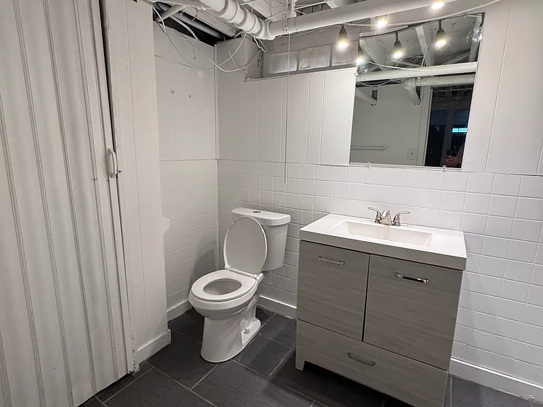 44 Lambert St #1 — Photo 23