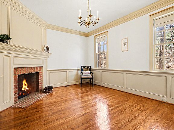 3rd image of 4604 Bartwood Dr